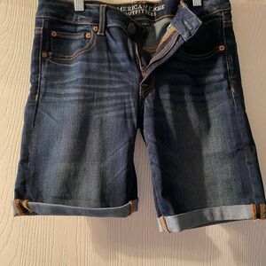 Women’s American Eagle Bermuda shorts